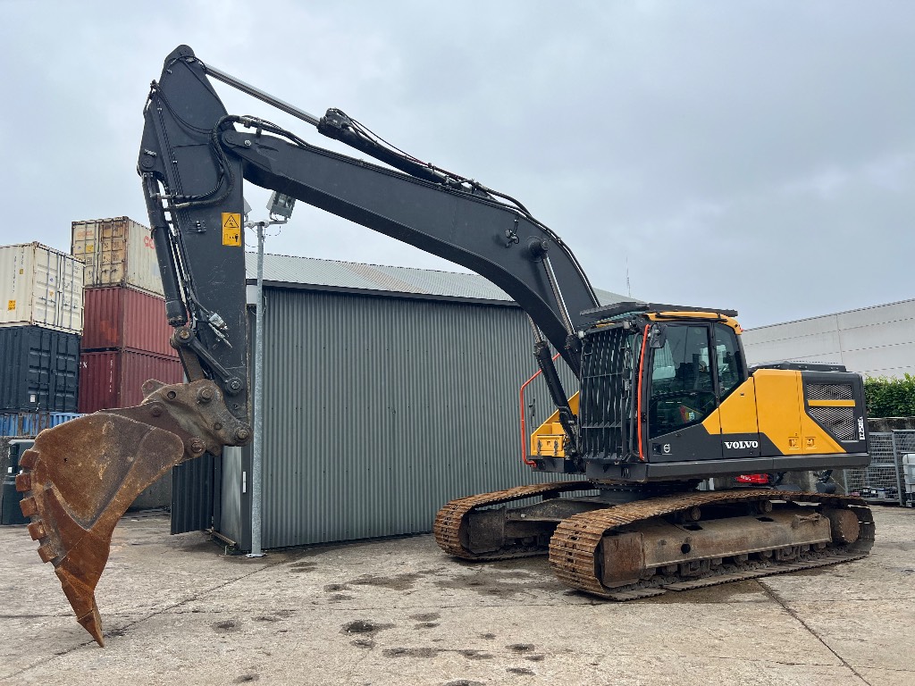 Crawler excavators